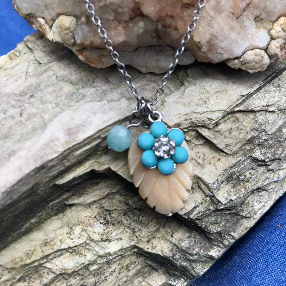 Flower and Leaf Charm Necklace